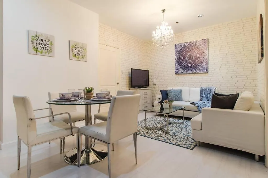 Gramercy French Rustic 2Br Penthouse 60Th Flr With Awesome View! Apartment Manila