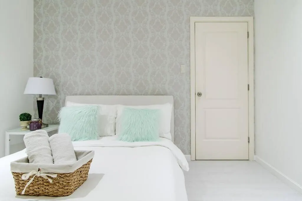 Gramercy French Rustic 2Br Penthouse 60Th Flr With Awesome View! Apartamento Manila 0*,