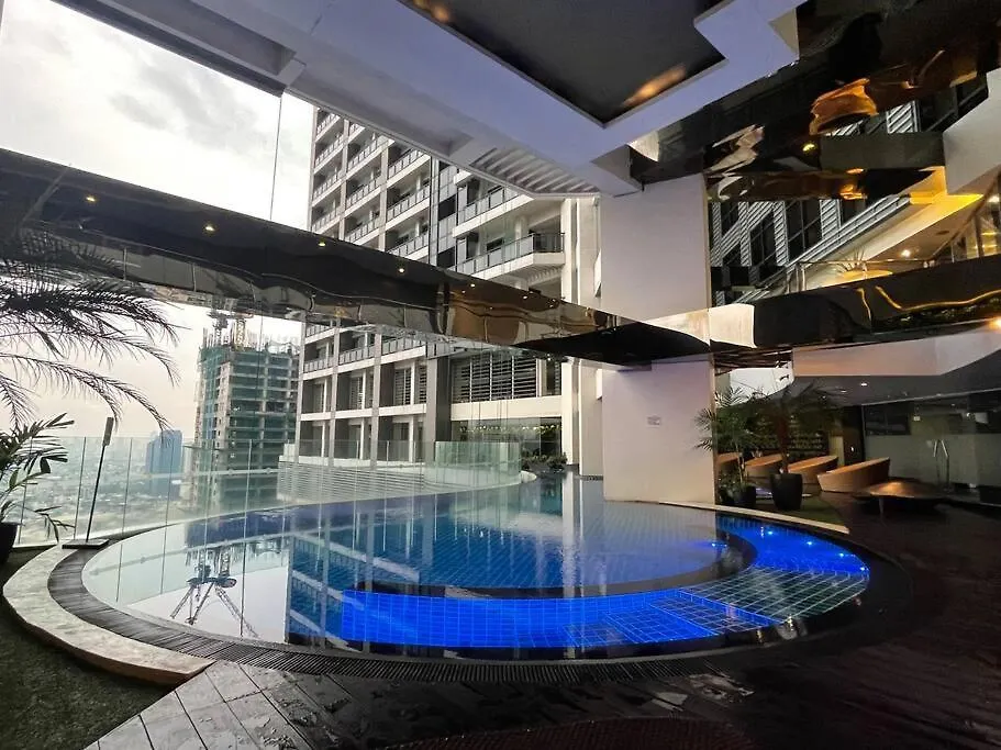 Gramercy French Rustic 2Br Penthouse 60Th Flr With Awesome View! Apartamento Manila